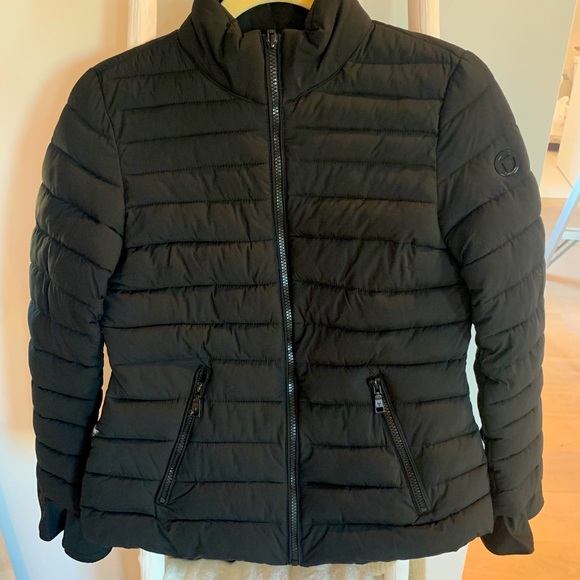 Tahari black puff jacket - Picture 1 of 9